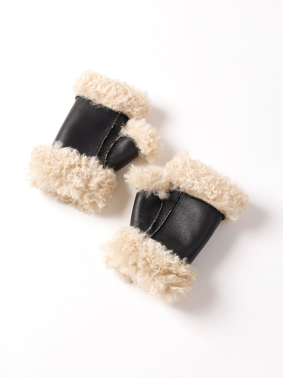 Sandy Gloves - Black Cream