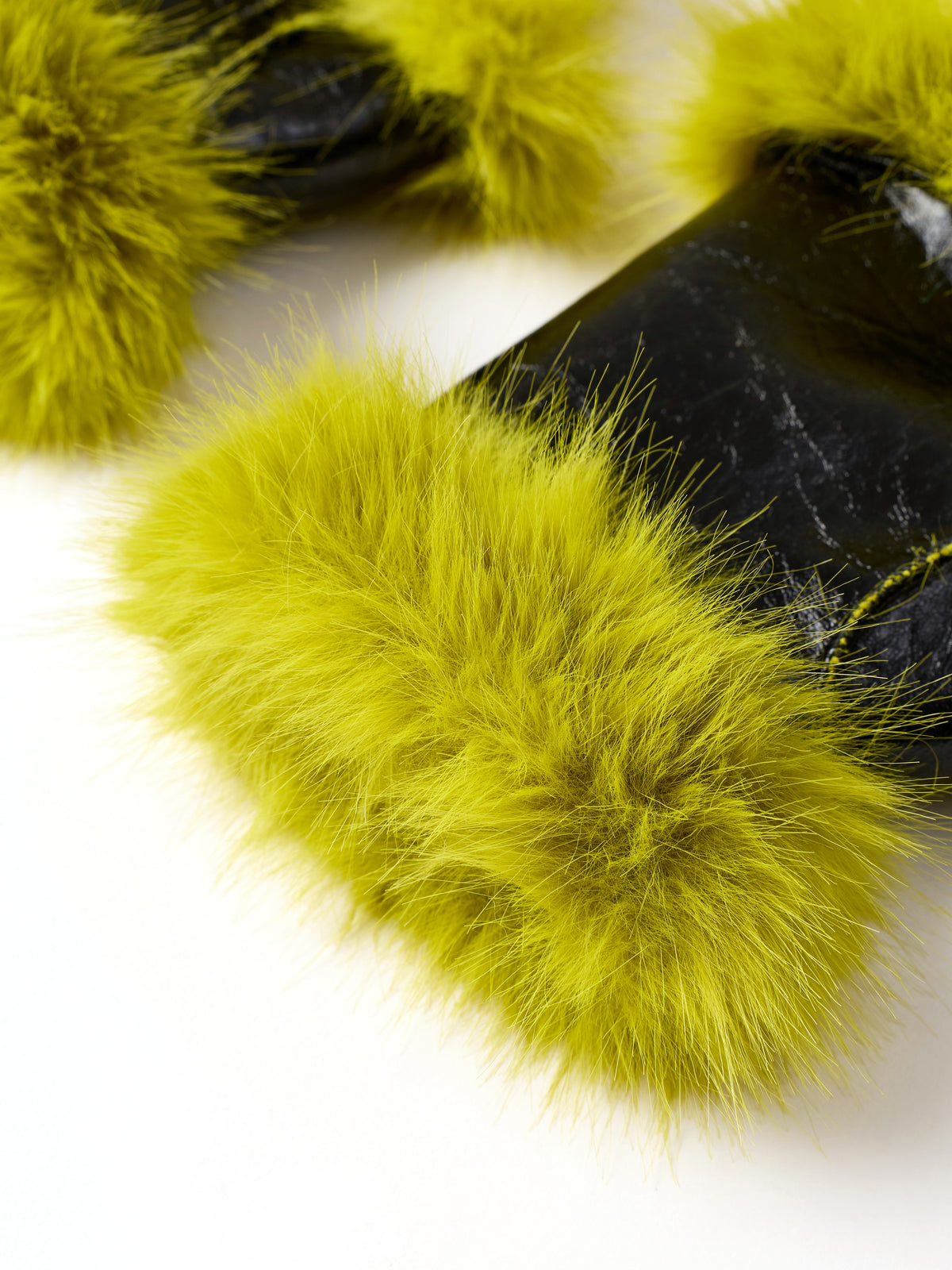 Sandy Gloves - Black Lime