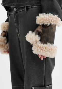 Sandy Gloves - Antique Gold