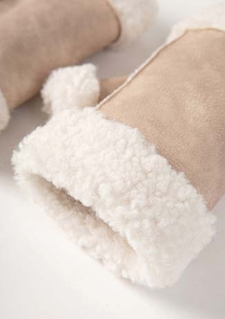 Sandy Gloves - Cream