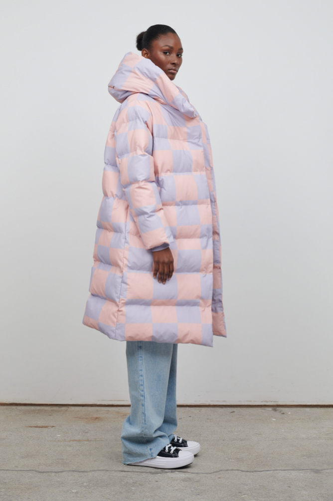 Pink puffer coat sales